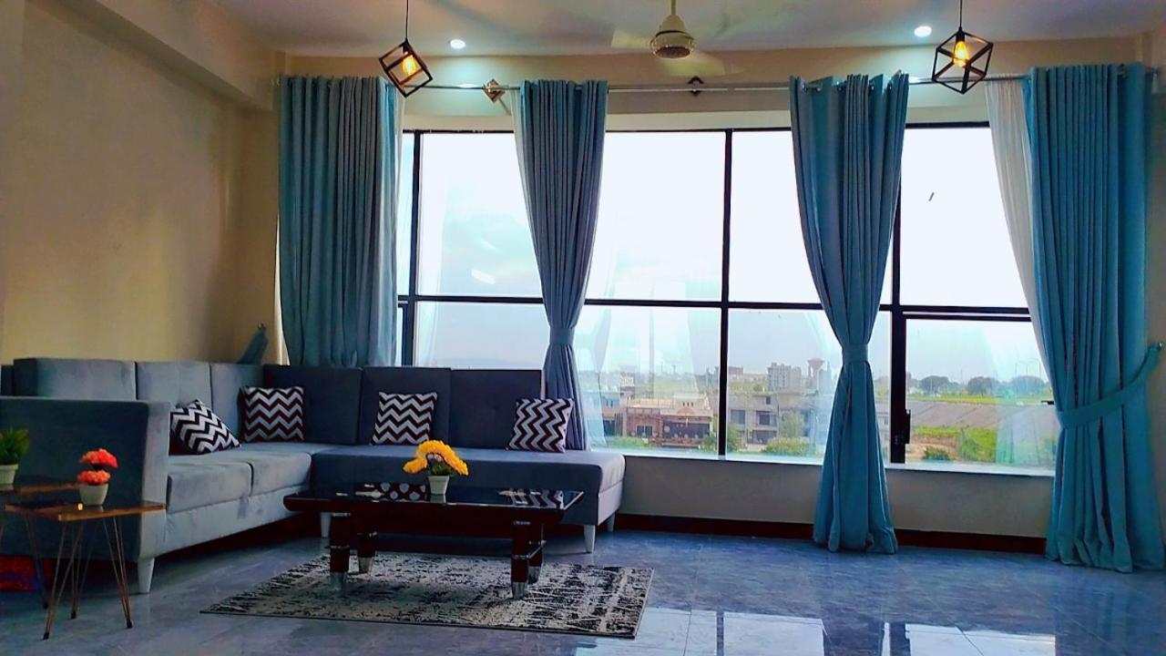 Motorway Majesty Suites Islamabad - Near Islamabad International Airport And Motorway Exterior foto