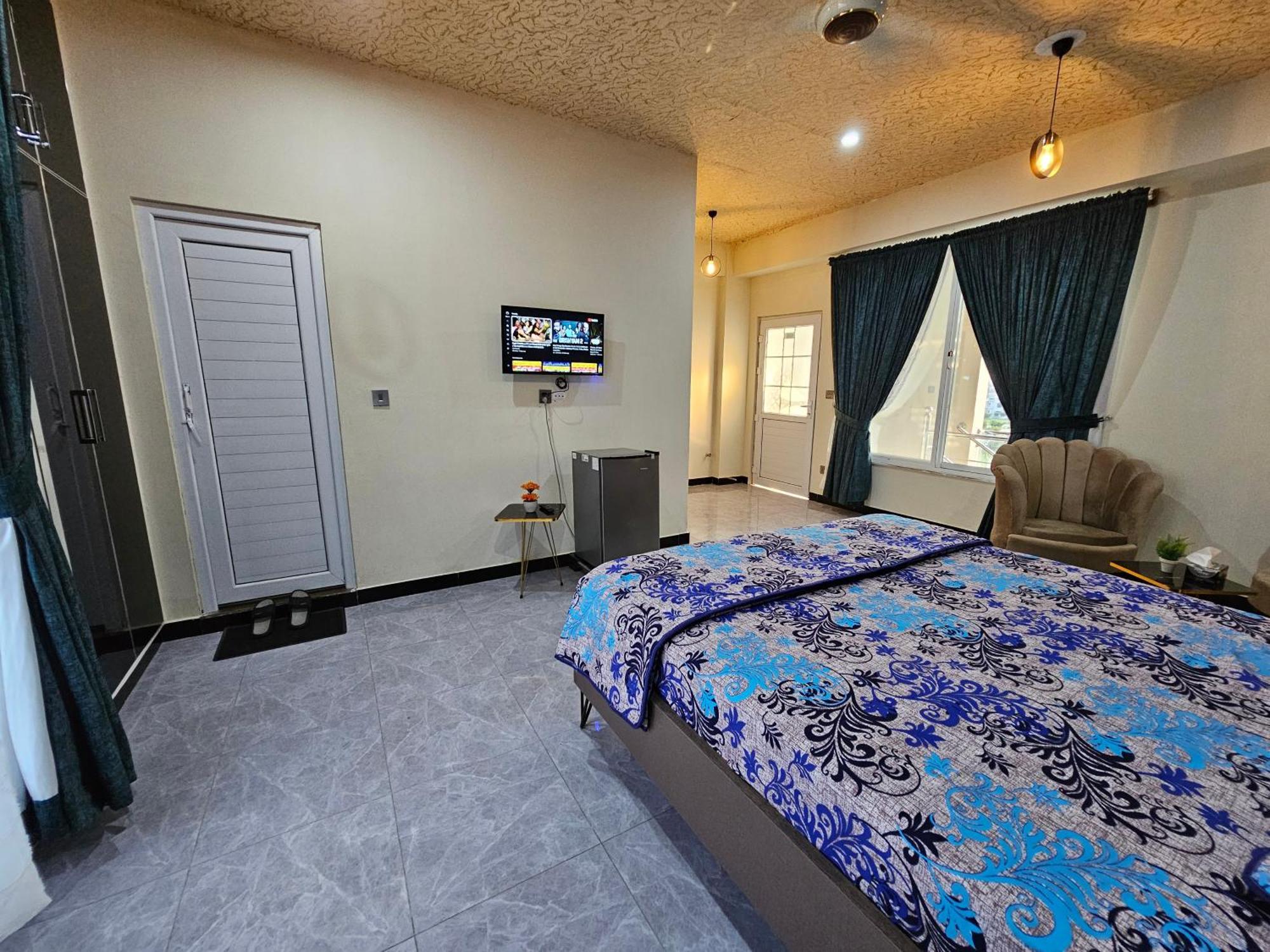 Motorway Majesty Suites Islamabad - Near Islamabad International Airport And Motorway Zimmer foto